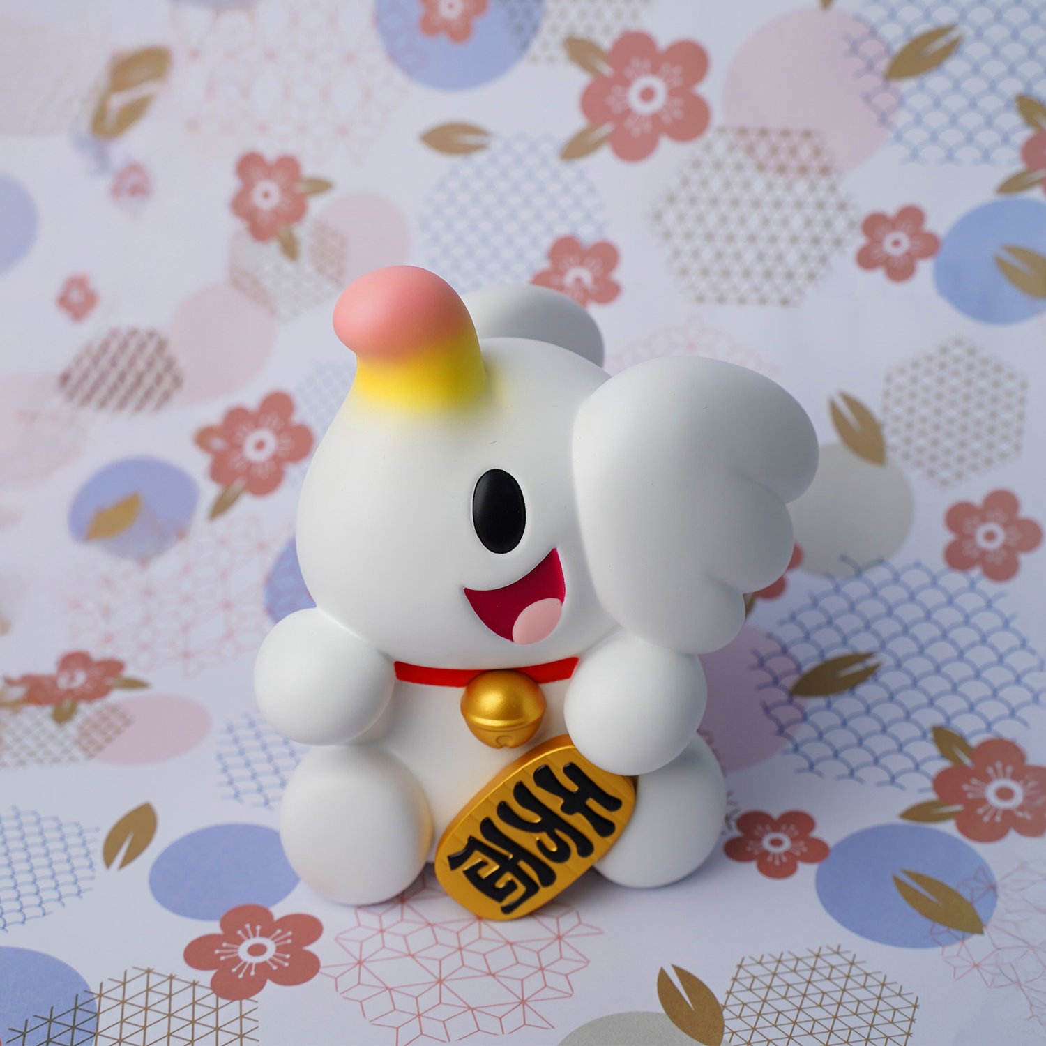 Image of ELFIE LUCKY NEKO