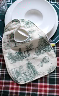Image 2 of  Bavoir reversible toile de Jouy de Noël