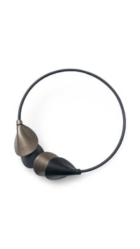 Image 4 of  Collana, artigianale, in pelle, modello: ARMADILLO BASIC