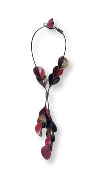 Image 1 of Collana scutlura, artigianale, in pelle, modello "ELITRE TULIP"
