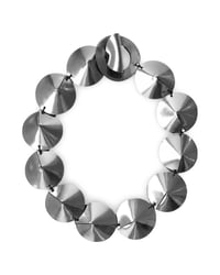 Image 13 of Collana scultura, artigianale, in pelle, modello: TORTOISE