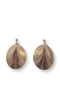 Image 4 of Orecchini pendente, in pelle e acciaio, modello: ARMADILLO BASIC