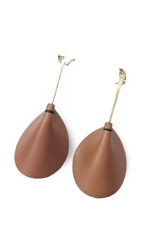 Image 4 of Orecchini pendente, in pelle e ottone, modello: ARMADILLO SIMPLE PENDANTS