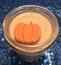 Image 3 of Heirloom Pumpkin 