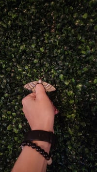 Image 2 of 𝕻𝖑𝖆𝖈𝖊 𝖍𝖔𝖑𝖉𝖊𝖗