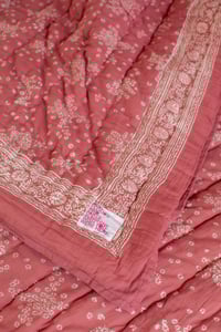 Image 4 of Cranberry Star Quilt