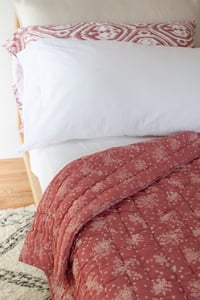 Image 8 of Cranberry Star Quilt