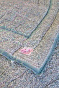 Image 4 of Mint Swirl Quilt