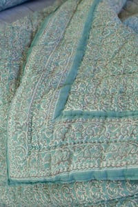 Image 8 of Mint Swirl Quilt