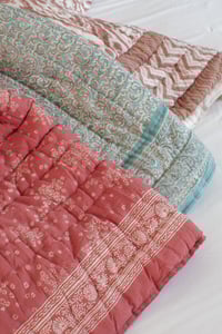 Image 10 of Mint Swirl Quilt