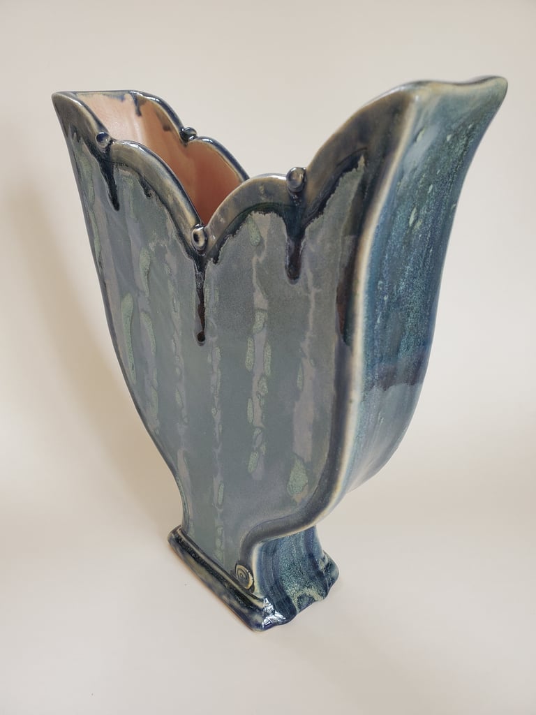 Fancy Quail Vase Image 2