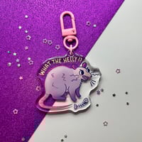Image 1 of Opossum keychain „what the helly?”