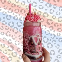 GINGERBREAD PREMADE SWIRL WITH WHIPPED CREAM LID