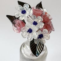 Image 4 of Posy - Milky Daisies with Pink Roses