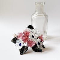 Image 7 of Posy - Milky Daisies with Pink Roses