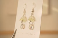 Image 3 of daisy girl