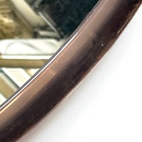 Image 7 of 50 cm - Grand miroir mural rond vintage en Plexiglas  fumé - Années 60-70