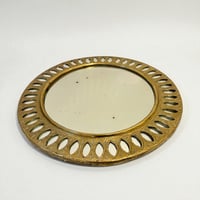 Image 4 of Miroir marocain rond en laiton ciselé ajouré -  miroir vintage 32 cm - décoration Boho 