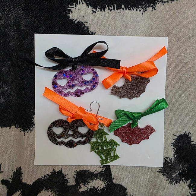 HALLOWEEN HANGING DECORATIONS