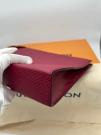 Image 14 of Louis Vuitton Toiletry Pouch 26 Fuschia Epi Leather