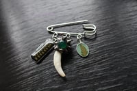 Image 8 of Dead good spikey teeth and leaf brooch