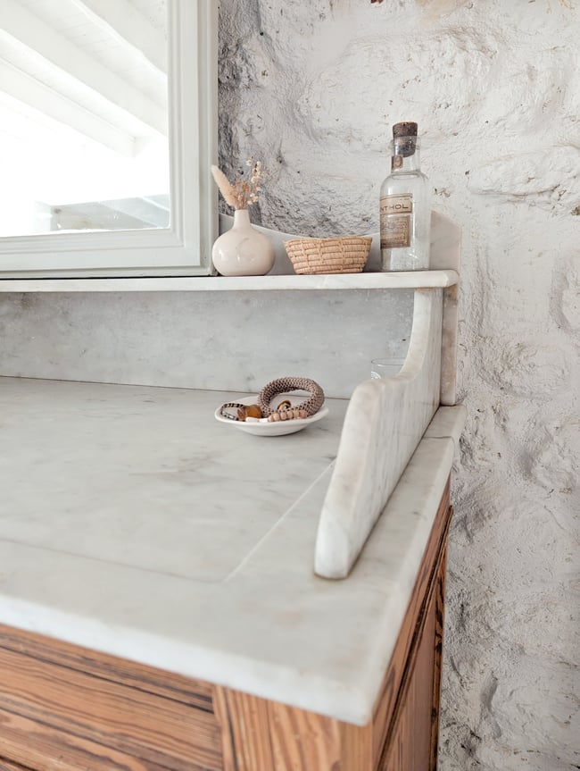 Meuble de toilette .