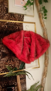 Image 3 of Unisex Luxury faux fur collar
