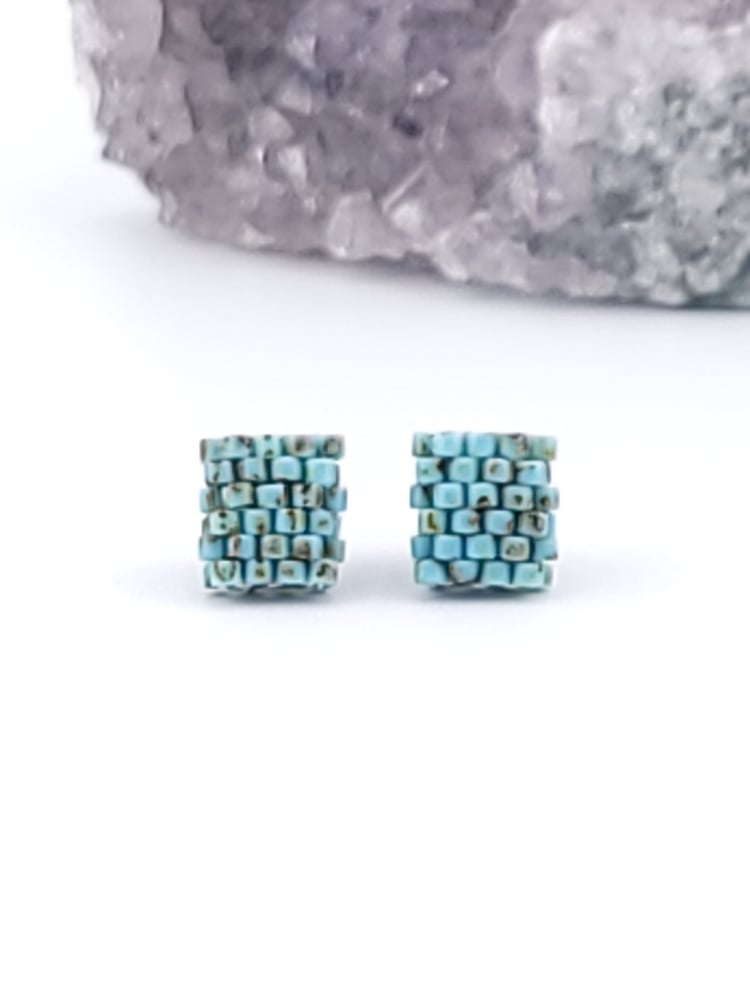 Image of Minimalist Seed Bead Stud Earrings