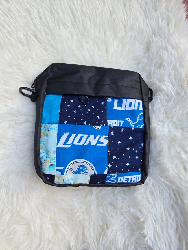  Detroit Teams Redwings & Lions Patchwork Crossbody 