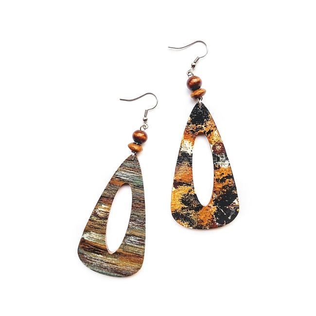  Taren Wood Earrings 