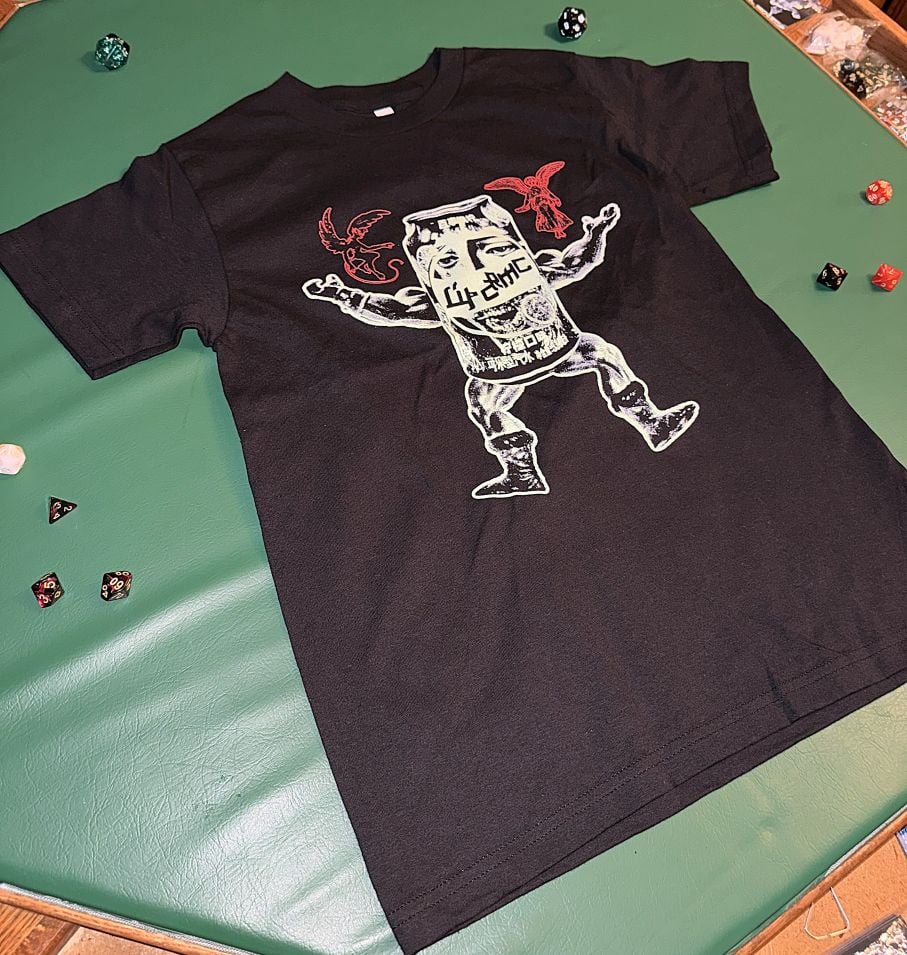Black can man tee