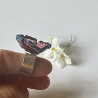 Image 6 of Amethyst Flower with Lustre Ring