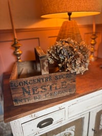 Image 1 of Ancienne caisse en bois Nestlé – Lait concentré sucré