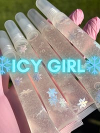 Image 2 of ❄️Icy Girl ❄️