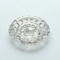 Image 6 of Bougeoirs vintage en verre cristallin moulé transparent  - Années  1940 