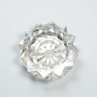 Image 3 of Cendrier en cristal de Sèvres des Années 70 - Forme étoile - Vide-poche cristal de Sèvres