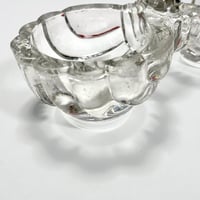 Image 6 of Ancien salière poivrière en verre taillé  Art Déco forme coquilles -  Saleron début XXe