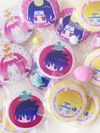 Image 2 of Naruto Foodie Mini Badge + Set