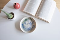 Image 4 of Incontro Plates - n.4 Pines meet the Blue Sky