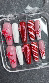 Image 4 of PEPPERMINT DREAMS 