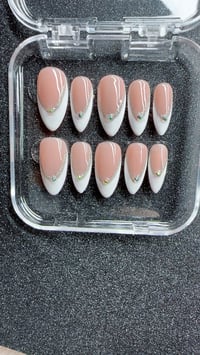 Image 4 of WINTER KISS 