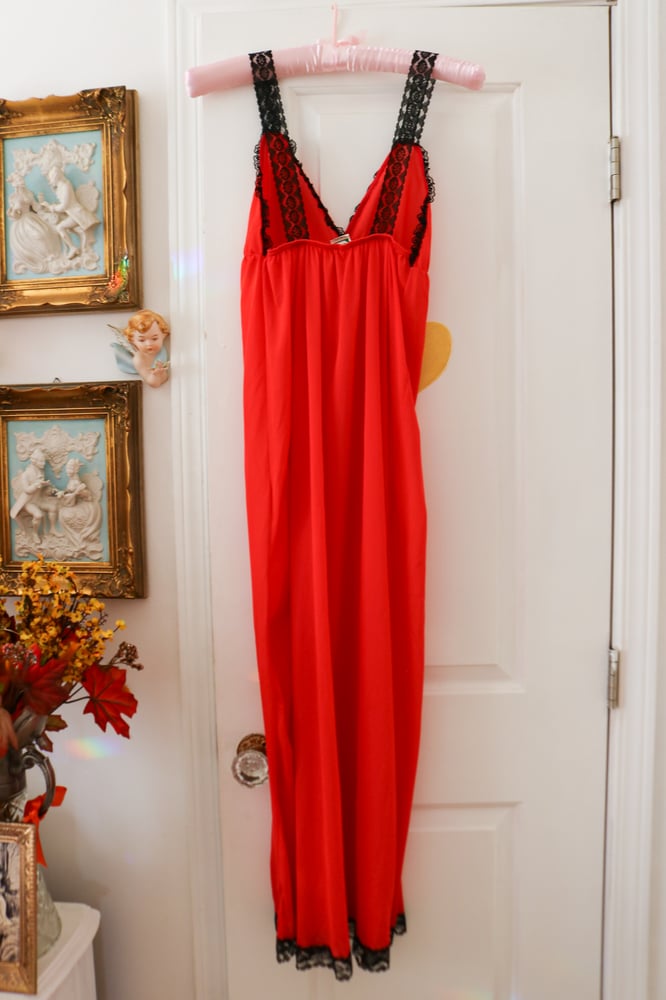Image of Vintage 1970s Mistra Ravishing Red Nightgown with Black Lace (Medium)
