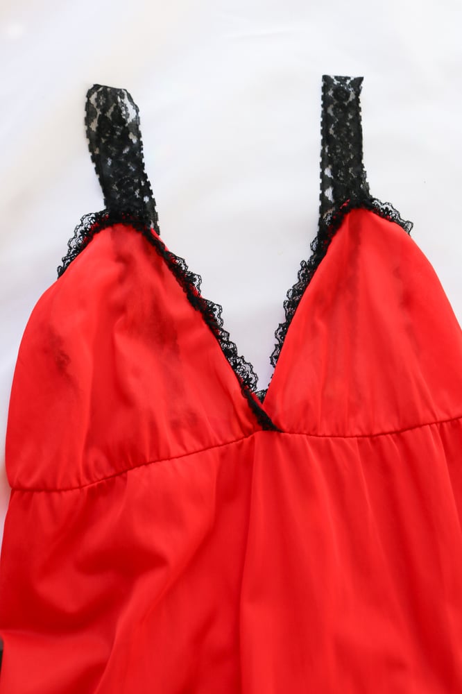 Image of Vintage 1970s Mistra Ravishing Red Nightgown with Black Lace (Medium)