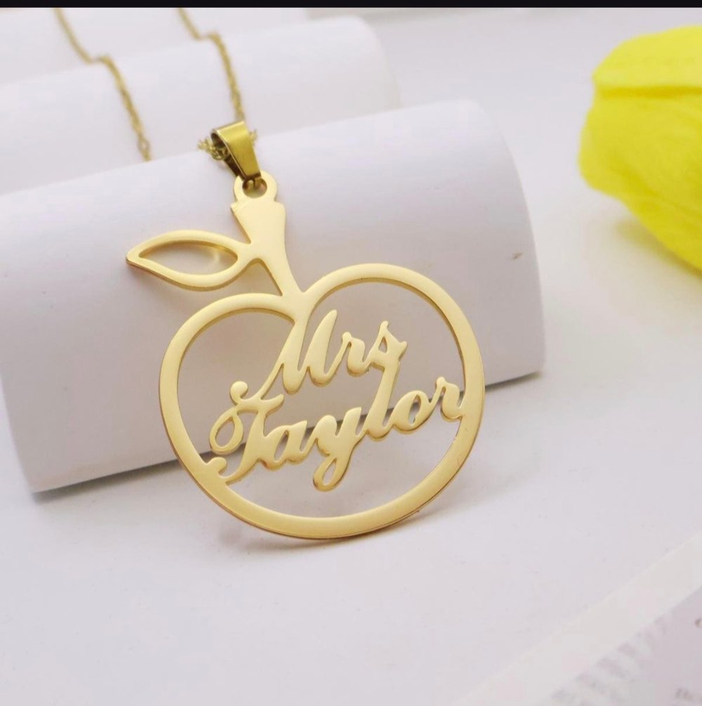 Image of Teacher's 🍎 pick