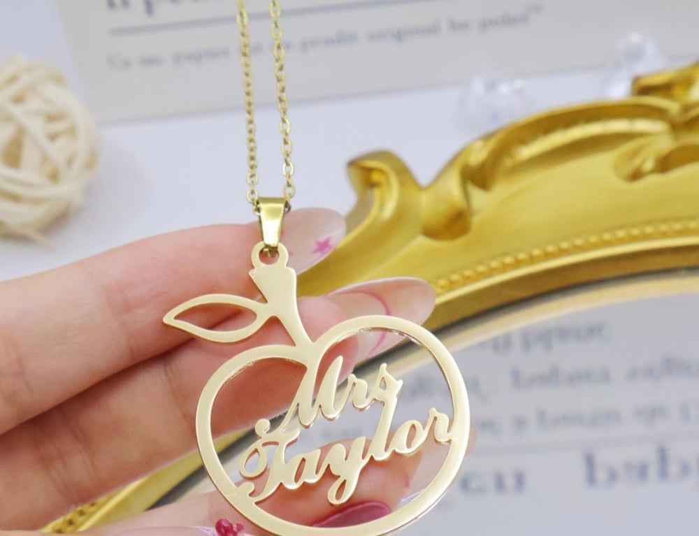 Image of Teacher's 🍎 pick