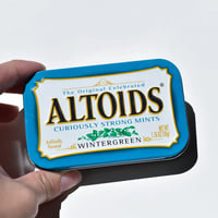 Image 4 of Custom Rainbow Altoid Tin