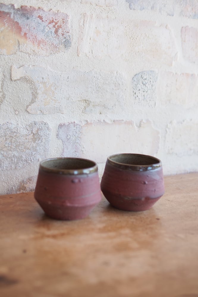 Image of Te Hurihi slip tumbler - wild uku slip