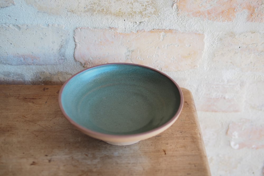 Image of wild uku bowls - pōuriuri