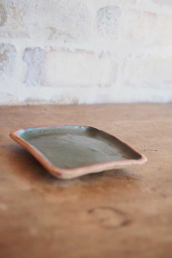 Image of Te Hurihi uku tray - Pōuriuri