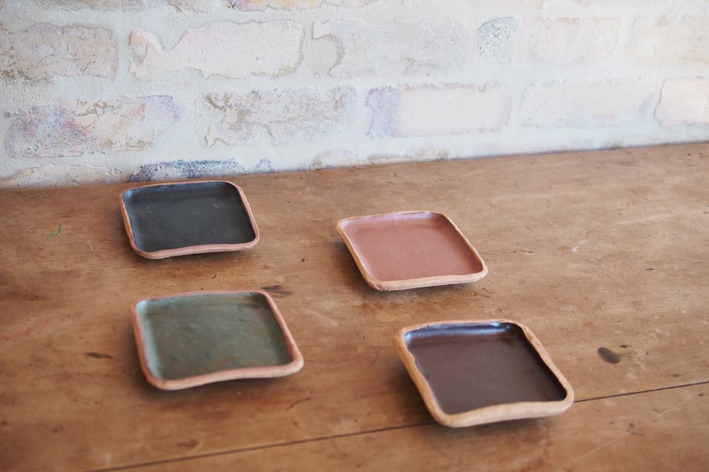 Image of Te Hurihi uku tray - Hōrua